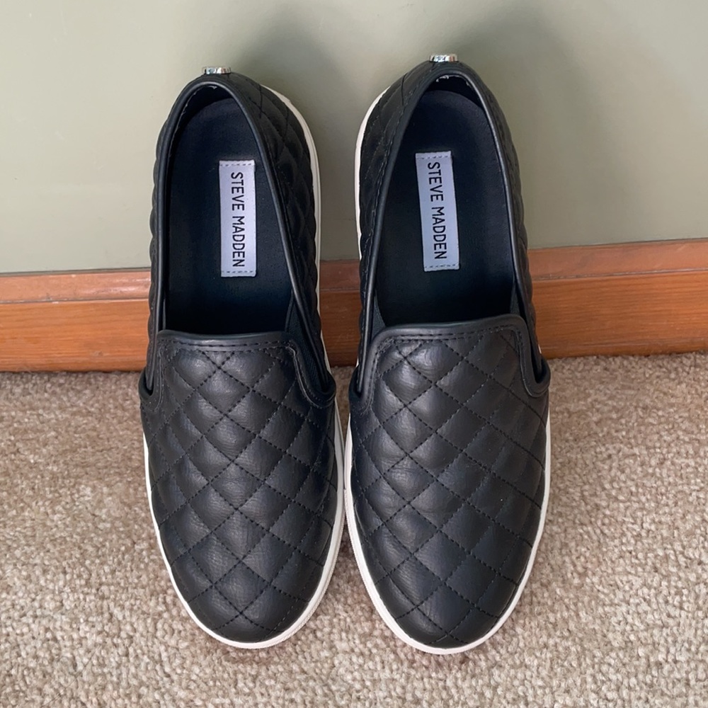 Steve Madden Black Ecentrcq Slipon Sneakers